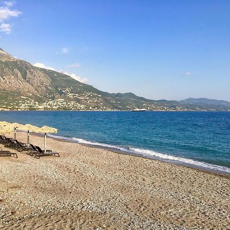 Stylish Seaside Home - Fully Equipped, Big Terrace Kalamata Esterno foto