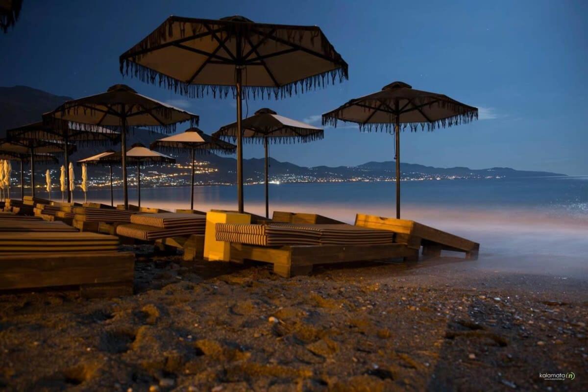 Stylish Seaside Home - Fully Equipped, Big Terrace Kalamata Esterno foto
