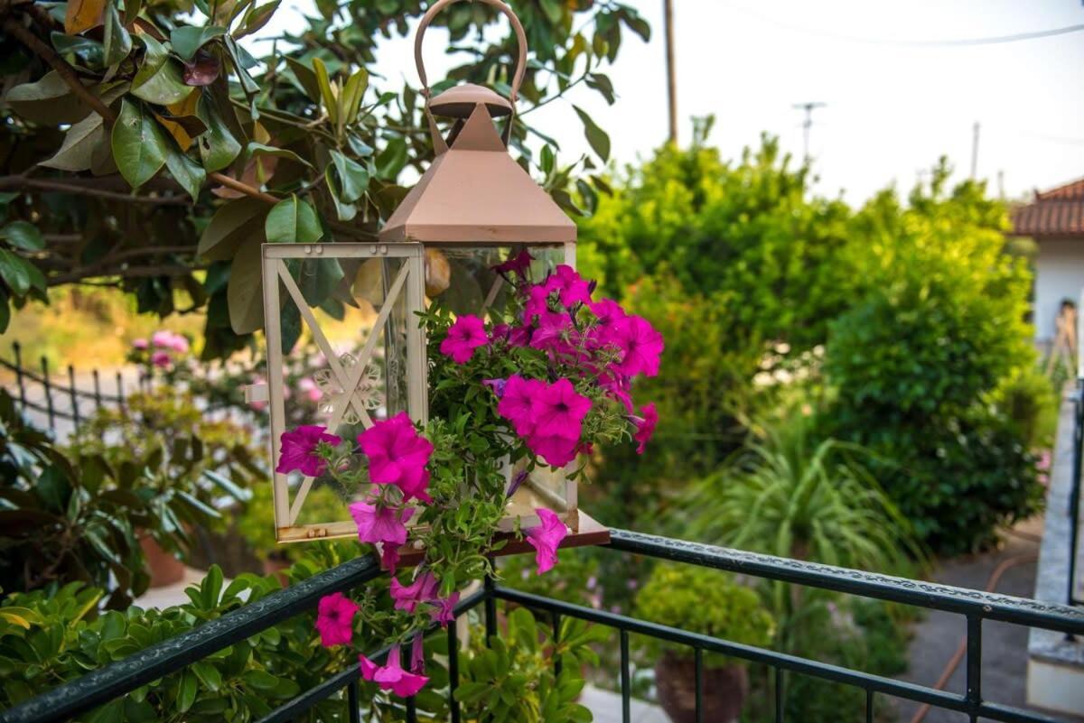 Stylish Seaside Home - Fully Equipped, Big Terrace Kalamata Esterno foto